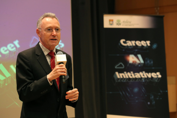 Professor Ian Holliday, Vice President and Pro-Vice-Chancellor (Teaching and Learning), HKU