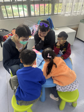 港大學子回饋社區 《兒童閱讀繪本計劃》傳遞知識與關懷