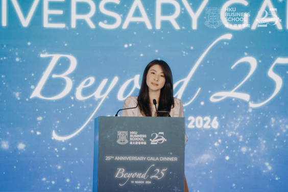 Olympic Diving Champion Ms. GUO Jingjing inspiring the audience with her experience as a world champion and the Hong Kong UNICEF Ambassador.